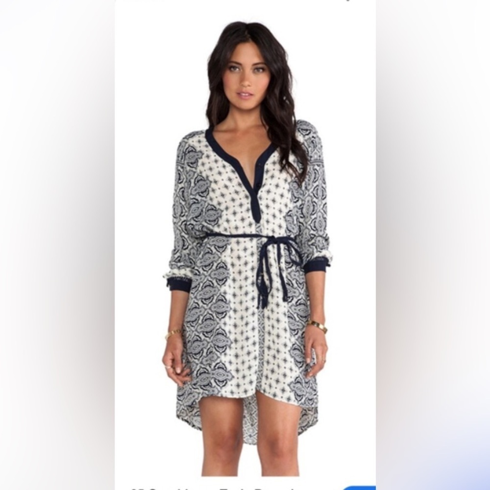 Gypsy 05 Tunic Dress Size M White and Blue Casablanca | Revolve